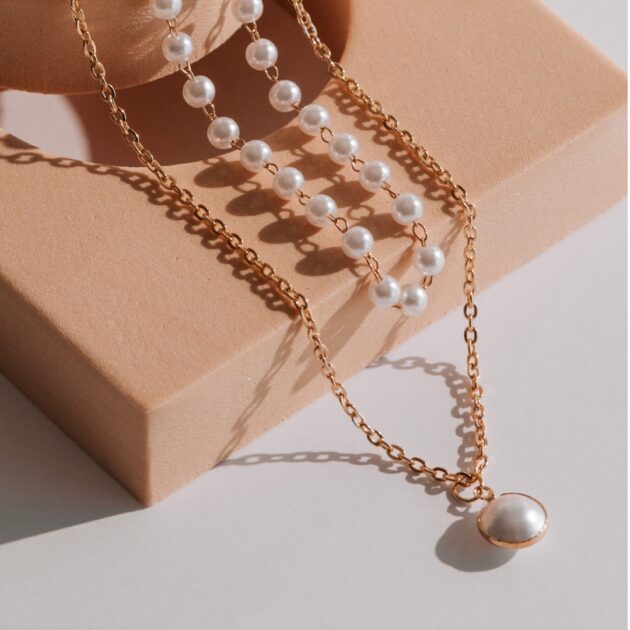 سلسلة العنق رفاهية